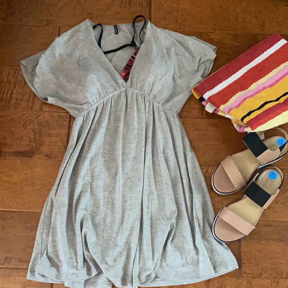 Fire Lis Ángeles swim coverup gray stretch Vneck size M